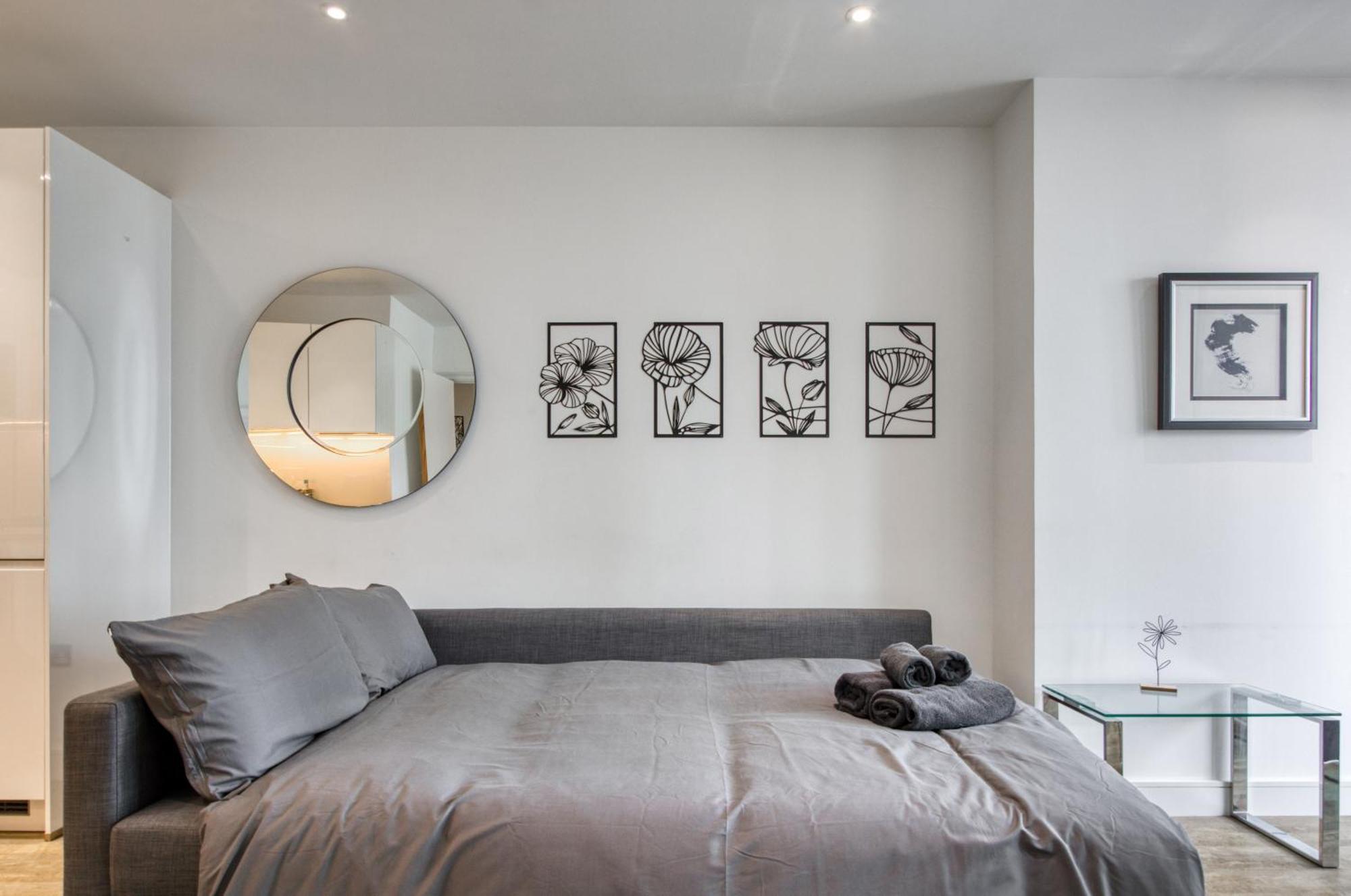 Appartement Stylish And Spacious- One Bed In Nine Elms Londen